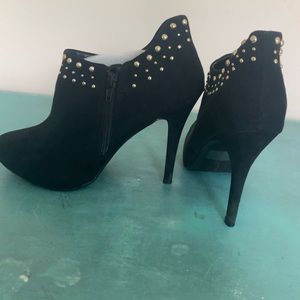 Delicious Black Studded Booties-size 8